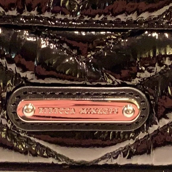 Rebecca Minkoff Stella Extra Large Chevron Zip Top Tote Bag NEW - Picture 8 of 10